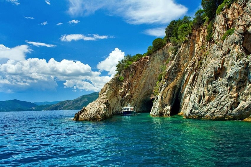 Остров Меганиси, Греция